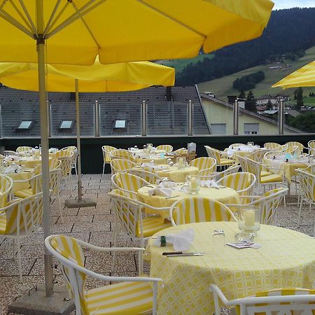 Hotel Cavallino Bianco - Weisses Roessl سان كانديدو المظهر الخارجي الصورة