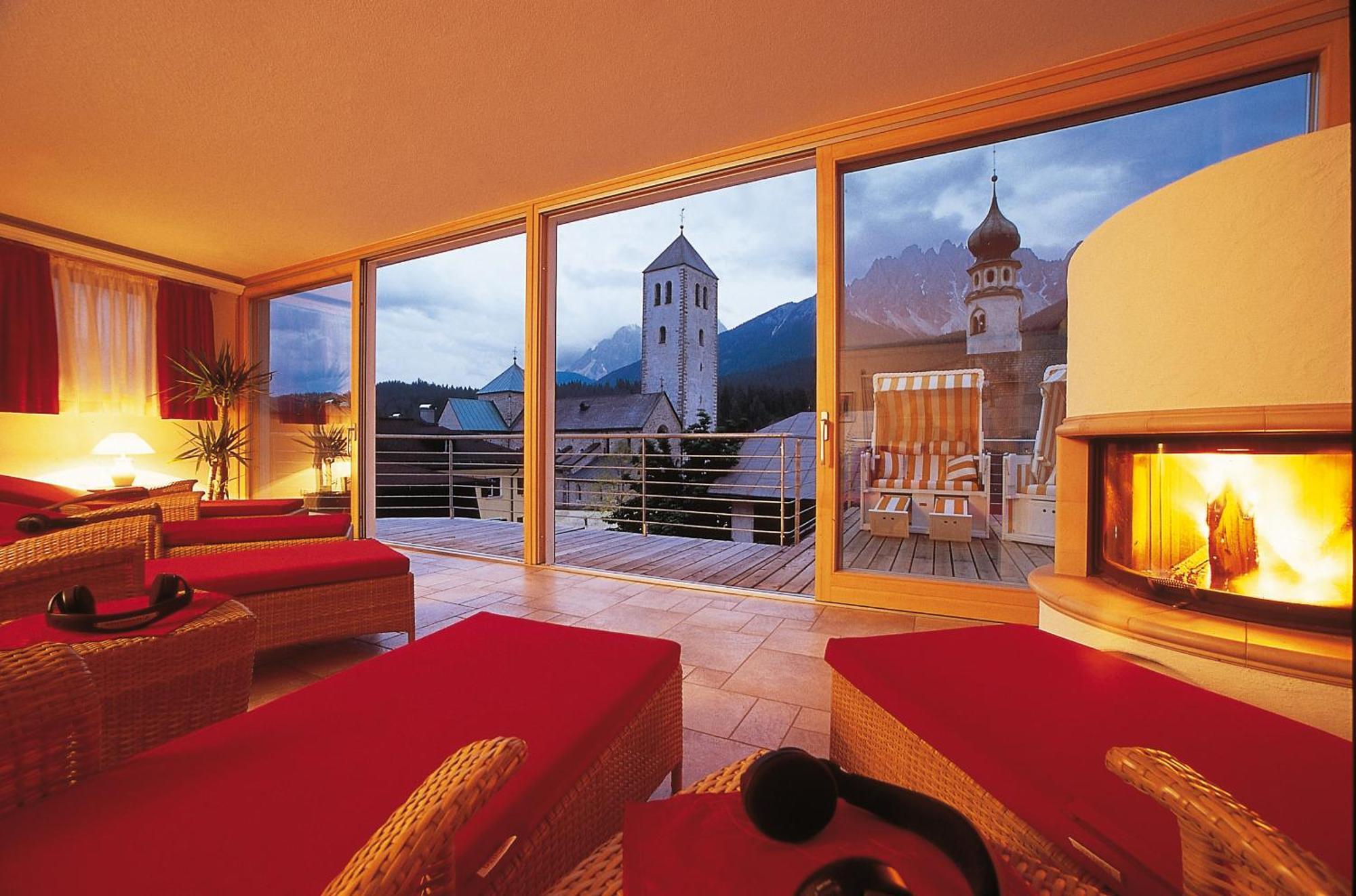Hotel Cavallino Bianco - Weisses Roessl سان كانديدو المظهر الخارجي الصورة