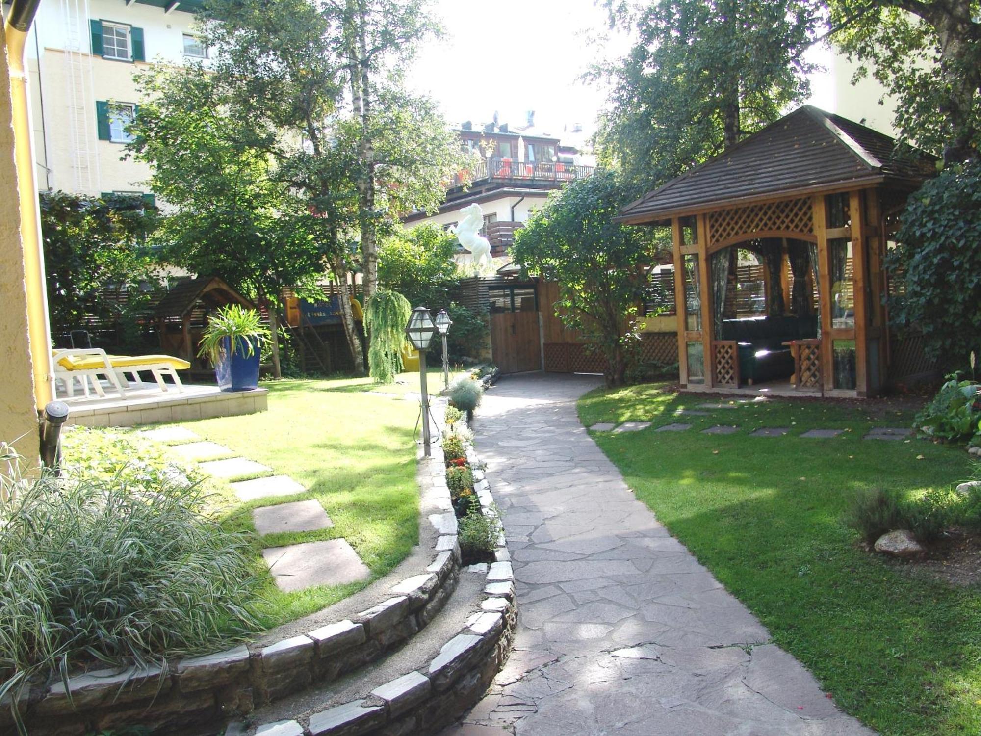 Hotel Cavallino Bianco - Weisses Roessl سان كانديدو المظهر الخارجي الصورة