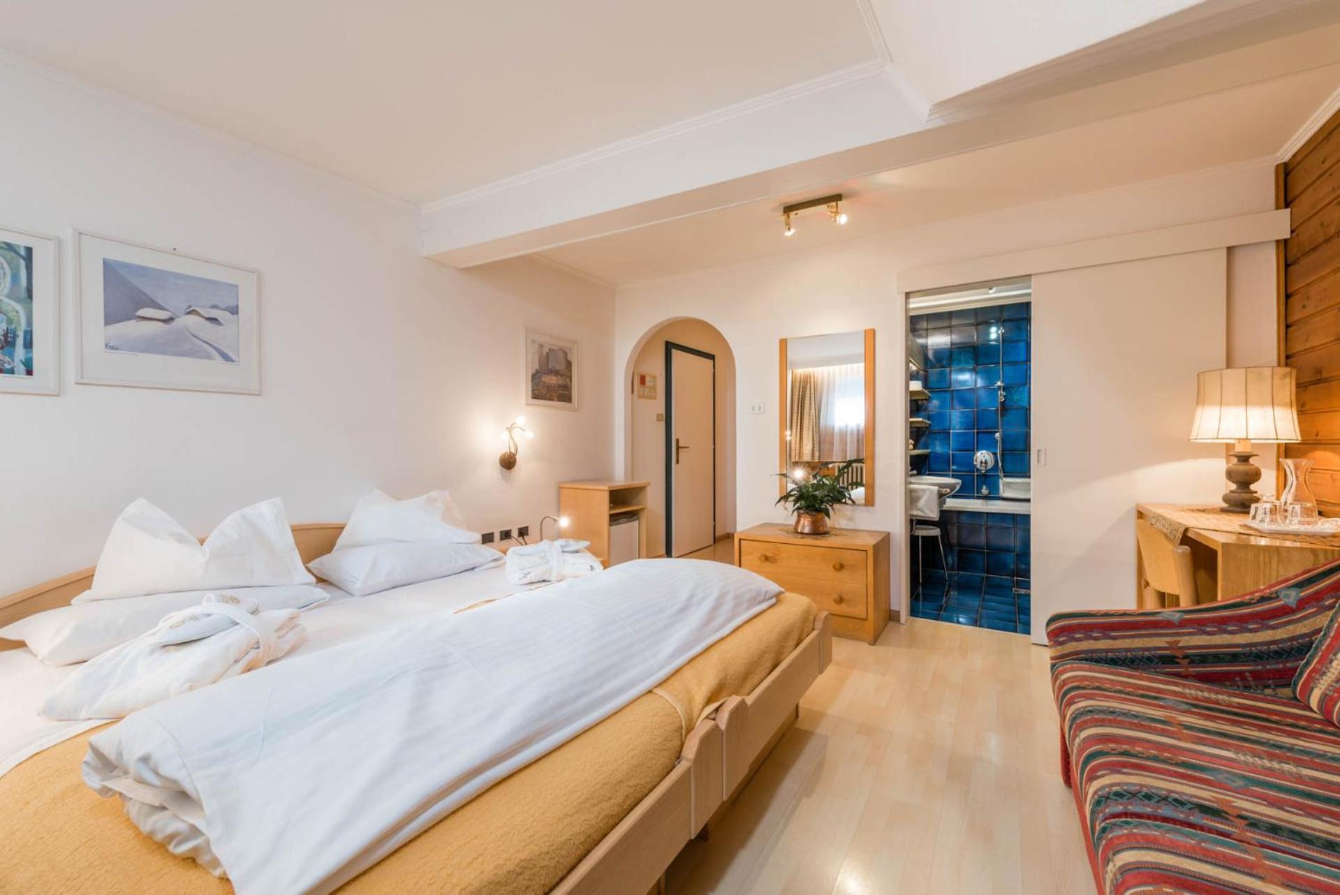 Hotel Cavallino Bianco - Weisses Roessl سان كانديدو المظهر الخارجي الصورة
