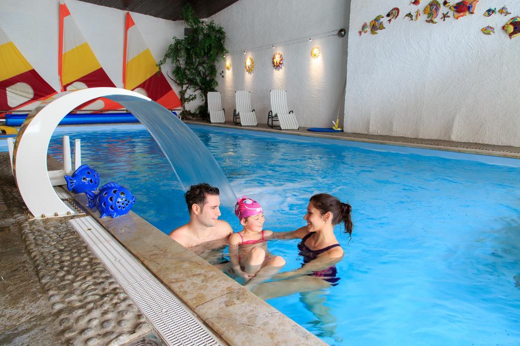 Hotel Cavallino Bianco - Weisses Roessl سان كانديدو المظهر الخارجي الصورة
